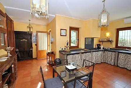 Sleeps 8 Pool Air Con Wifi Villa